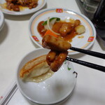 餃子の王将 - お酒のあてにも、ご飯のお供にもいいです