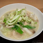 みこころ 無添加チャイナ935 - 【月替わり】色々野菜と豚肉の煮込み麺（塩味）1200