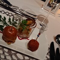 Restaurant SORA - (右)パセリバターを包んだ鶏のパン粉焼き、一口で美味しさ口の中いっぱい！
