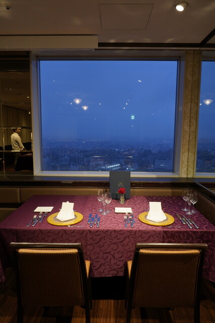 クルーズ クルーズyokohama 旧店名 横浜 クルーズ クルーズ 横浜 ダイニングバー 食べログ