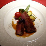 サーラ・マンジェ・ドゥ・クール - 肉料理（メイン）