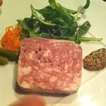 ビストロ シャンパーニュ - 豚肉のパテ