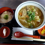 麺屋 忠兵衛 - 煮ぼうとう・とろろご飯セット（￥1100）。群馬で「おっきりこみ」と呼ばれるものと同じ、北関東の郷土料理