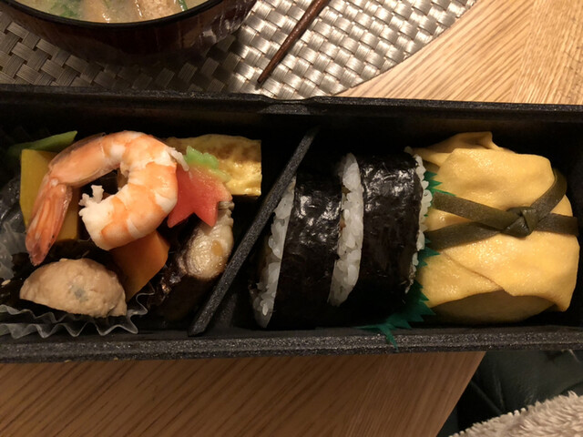 赤坂 有職 日本橋三越店 三越前 デリカテッセン 食べログ