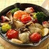 厨ぼうず - 料理写真:冬限定！牡蠣とエビのアヒージョ