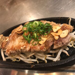 enjoy teppan TAMI - 糸島豚ロースのガーリックステーキ