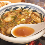 ふる里うどん  - 丸みのある味噌風味
      麺の旨みを全く邪魔してない