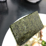 三和 中華ソバ店 - 海苔トッピング
                                
                                まとめて載ってました(笑)