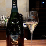 蒼 - SALON2002マグナムボトル　ヴィンテージ・シャンパーニュ　今後いただくことが無いのは間違いありませんので、味わいながらいただきました<(_ _)>