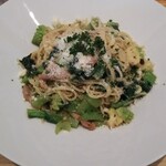 ボーノ - カツオ菜とロマネスコのペペロンチーノ  メニューにはありません