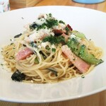 ボーノ - カツオ菜とベーコンのペペロンチーノ  横から