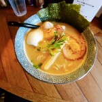 麺Dining比内地鶏白湯らーめん志道 - 鶏白湯ラーメン・贅沢のせ