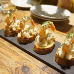 ドノスティア - 赤海老のプランチャとポテトサラダ