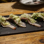 ドノスティア - 炙りシマアジとチョリソー蓮根餅 酢橘ソース