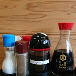 愛南 市場食堂 - 卓上調味料