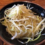 らーめん専門店 小川 - ネギラーメンのネギ