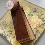 ル・クレール - 大人なチョコレートケーキ。