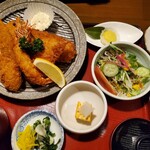 三亀 - シーフードフライ定食(税抜き1000円)