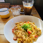 Honeybee Cafe - 