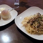 Midsummer Cafe 夏至茶屋 - ツナとしめじのペペロンチーノ