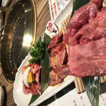 焼肉 徳寿 - 