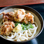 手打ちうどん 上田 - とり天ぶっかけ冷（ぶっかけ冷+とり天）