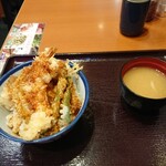 天丼てんや - コレが500円(税込)で食べれるのはありがたい 202012