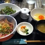 肉料理専門店　榮互 - 牛丼