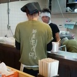 麺屋 たけ井 - 厨房の様子～♪(^o^)丿