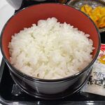 とんかつ 勝山 - 御飯のアップ