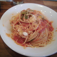 炉端イタリアン ICORIBI 堂島 - せせりとネギのトマトソースパスタ