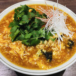 タイジンジャー - 辛玉ラーメン　900円　