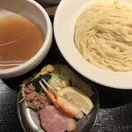 鴨出汁中華蕎麦 麺屋yoshiki - 蟹と貝のクリィミーつけ麺