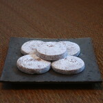 LUCY GRAY BOTANISK - 米粉のポルボローネクッキー ショコラ