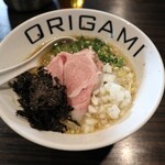 麺屋 オリガミ - 背脂煮干しらーめん８３０円