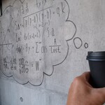 ドットイーズ - 