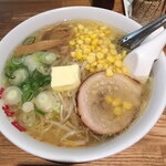 旭川ラーメン番外地 - 塩バターコーンラーメン