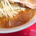 ラーメン二郎 - スープ