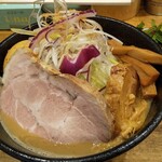 煮干し中華そば 一剣 - 肩ロースデカイ