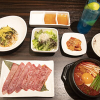 スンドゥブとカルビランチセット