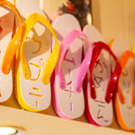 沖縄クラフトビール＆琉球バル ガチマヤ - しまぞうりに沖縄の方言集♪