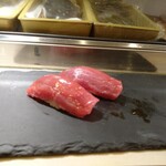 Sushi Bar にぎりて - マグロです