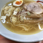 らーめん・油そば 笑びす - 塩ラーメン　アップ