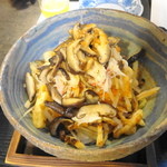 利久庵 - サラダ　焼き椎茸と蟹の大根サラダ