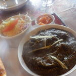 インドレストラン ラム 元町店 - サラダとアチャール