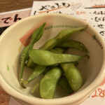 Tachinomi sobadokoro yasubee - サービスセットの枝豆