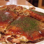 Kaboroya Hiroshima Fuu Okonomiyaki - 麺入りの広島焼き