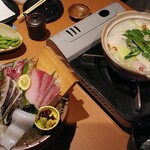 越前華丸 - 本日の刺身盛＆国産牛もつ鍋