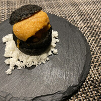 series - 竹墨のシューに雲丹