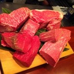 本日のお肉　Ａ５但馬牛と松坂牛